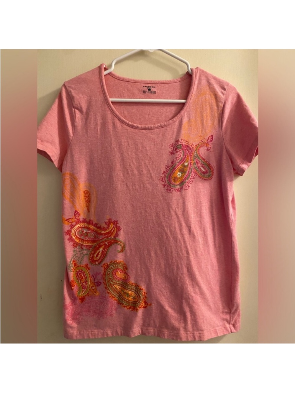 Pink Paisley Graphic Short Sleeve Tee- Sz Large